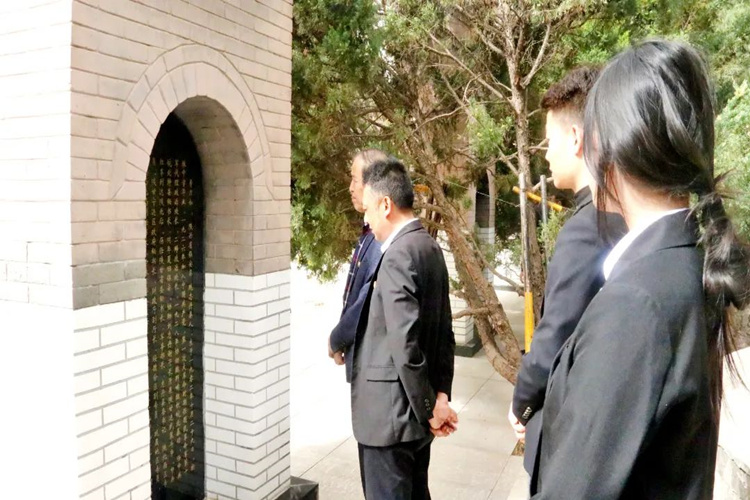 微信图片_20250611092522_副本.jpg